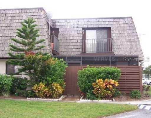 15420 E POND WOODS DRIVE UNIT 15420 TAMPA, FL 33618