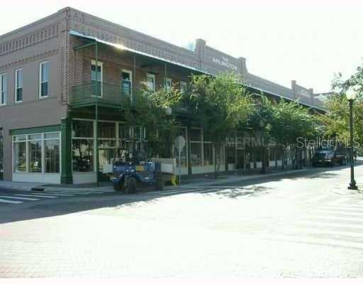 1229 N FRANKLIN STREET UNIT E TAMPA, FL 33602