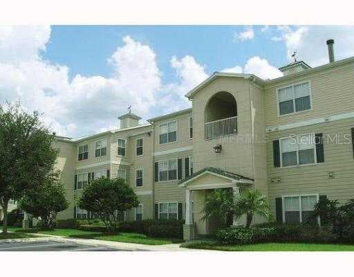 18145 BRIDLE CLUB DRIVE UNIT 18145 TAMPA, FL 33647