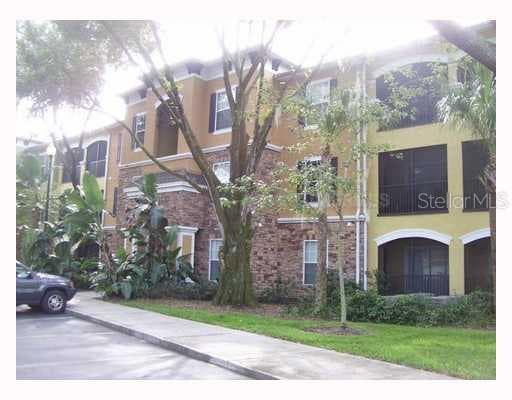 10101 COURTNEY PALMS BOULEVARD UNIT 303 TAMPA, FL 33619