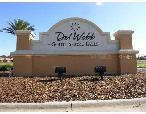 320 SENECA FALLS DRIVE APOLLO BEACH, FL 33572