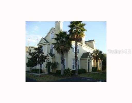 10514 WINDSOR LAKE COURT UNIT 10514 TAMPA, FL 33626