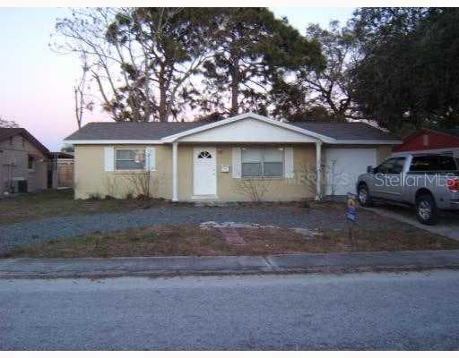 1030 BRASS LANE HOLIDAY, FL 34691