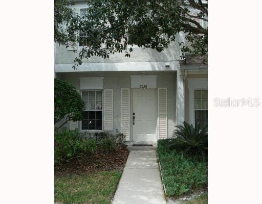 8556 HUNTERS KEY CIRCLE TAMPA, FL 33647