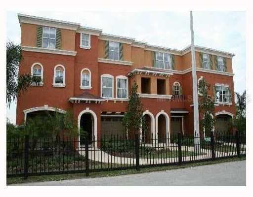 551 VINCINDA CREST WAY TAMPA, FL 33619
