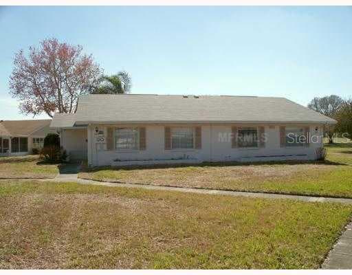 245 GLOUCESTER BOULEVARD UNIT 169 SUN CITY CENTER, FL 33573
