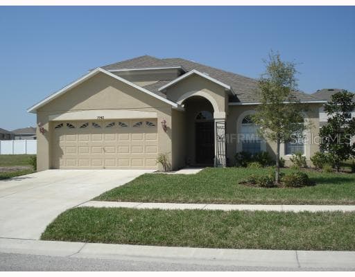 7742 BULLS HEAD DRIVE ZEPHYRHILLS, FL 33545