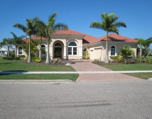607 BALIBAY ROAD APOLLO BEACH, FL 33572