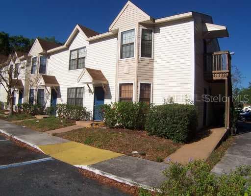 2302 MAKI ROAD UNIT 38 PLANT CITY, FL 33563