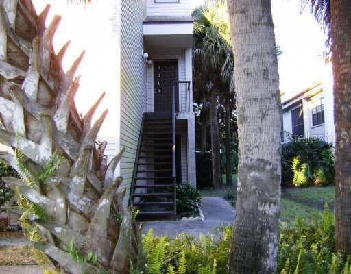 4701 PURITAN CIRCLE UNIT 704 TAMPA, FL 33617