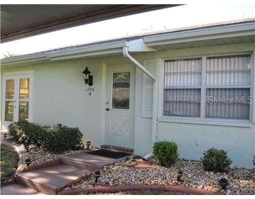 1806 FOXHUNT DRIVE UNIT A SUN CITY CENTER, FL 33573