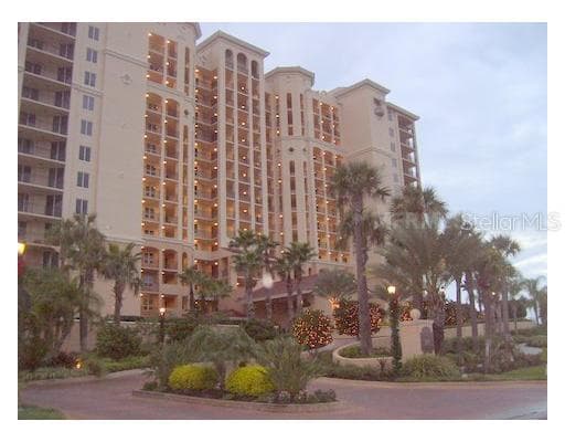 5823 BOWEN DANIEL DRIVE UNIT 701 TAMPA, FL 33616