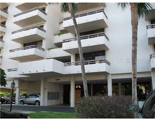 5701 MARINER STREET UNIT 801 TAMPA, FL 33609
