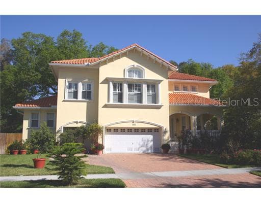 613 OCONEE AVENUE TAMPA, FL 33606
