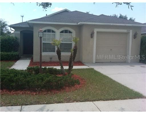 6104 LANSHIRE DRIVE TAMPA, FL 33634