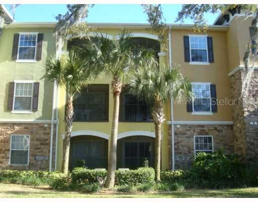 10125 COURTNEY PALMS BOULEVARD UNIT 303 TAMPA, FL 33619
