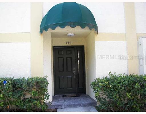 664 ARBOR LAKE LANE TAMPA, FL 33602