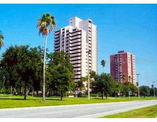4141 BAYSHORE UNIT 1602 TAMPA, FL 33611