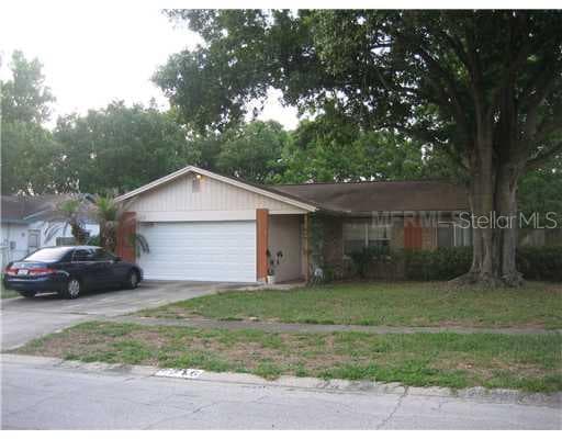 4716 PRESIDENTIAL STREET SEFFNER, FL 33584