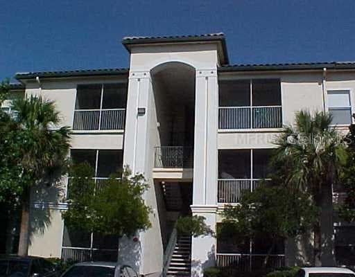 5817 LEGACY CRESCENT PLACE UNIT 302 RIVERVIEW, FL 33578