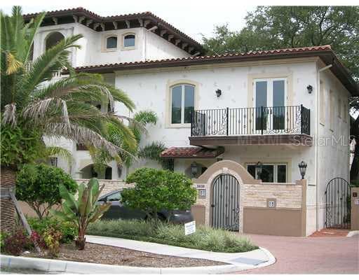 3845 W AZEELE STREET TAMPA, FL 33609