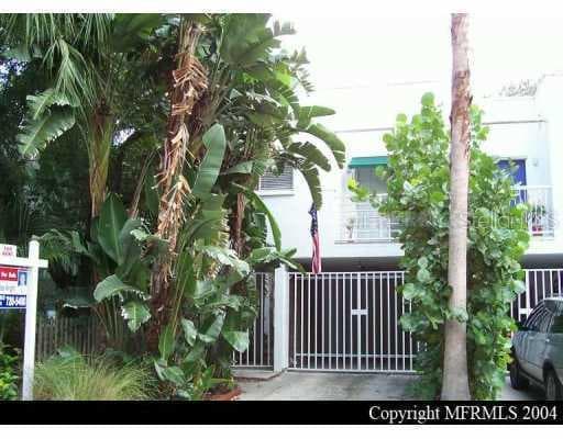 3119 W BARCELONA STREET UNIT B TAMPA, FL 33629