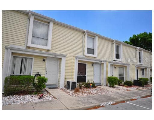 11807 CYPRESS HILL CIRCLE TAMPA, FL 33626