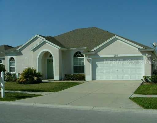 26025 RISEN STAR DRIVE WESLEY CHAPEL, FL 33544