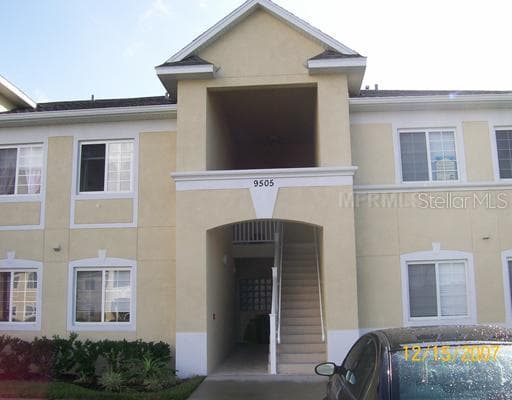 9519 NEWDALE WAY UNIT 201 RIVERVIEW, FL 33578