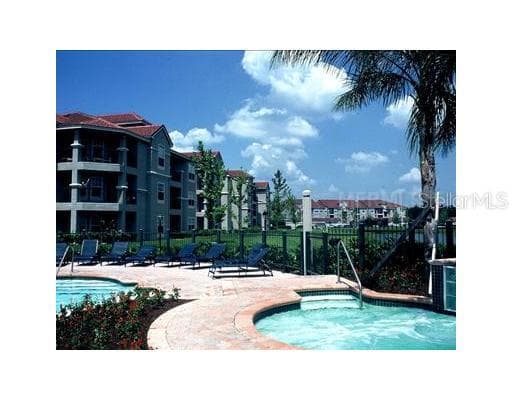 18108 PEREGRINES PERCH PLACE UNIT 7211 LUTZ, FL 33558