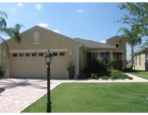 821 REGAL MANOR WAY SUN CITY CENTER, FL 33573