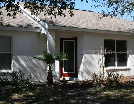 5814 MEADOWPARK PLACE LITHIA, FL 33547