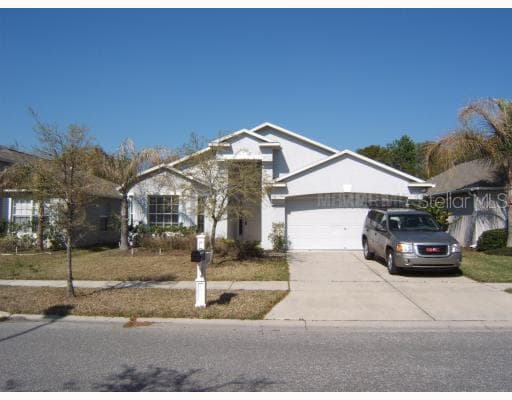7327 NEWHALL PASS LANE ZEPHYRHILLS, FL 33545