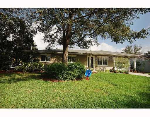 4813 W BAY VILLA AVENUE TAMPA, FL 33611