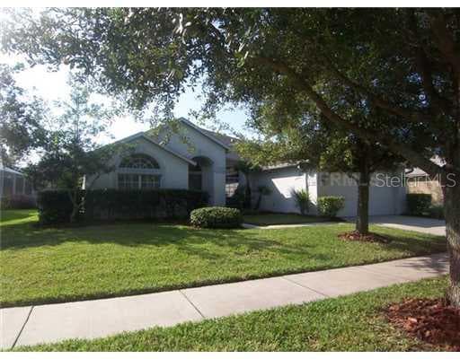 9423 HUNTERS POND DRIVE TAMPA, FL 33647