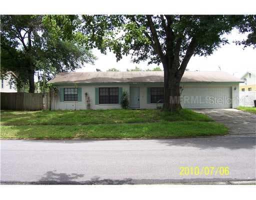 4317 HOLLOW HILL DRIVE TAMPA, FL 33624