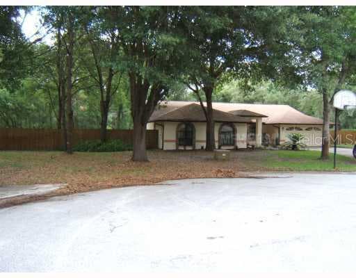 2404 PRAIRIE PLACE LUTZ, FL 33549