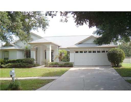 3904 CARAVEL LANE VALRICO, FL 33596