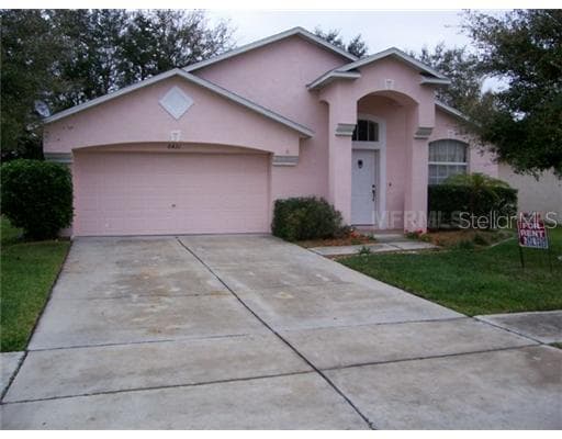 8431 POYDRAS LANE TAMPA, FL 33635