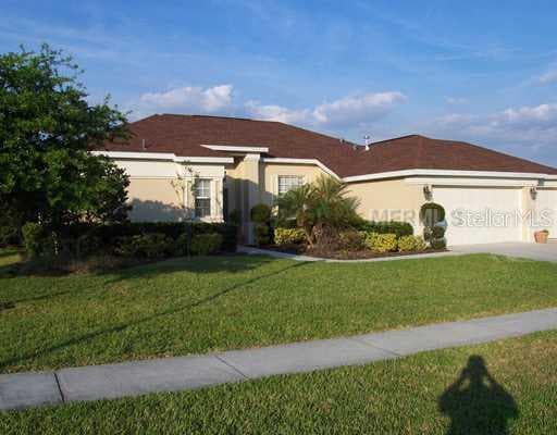 2806 CLOVER DEW COURT VALRICO, FL 33596