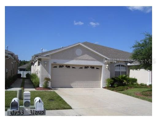 31803 BLYTHEWOOD WAY WESLEY CHAPEL, FL 33543
