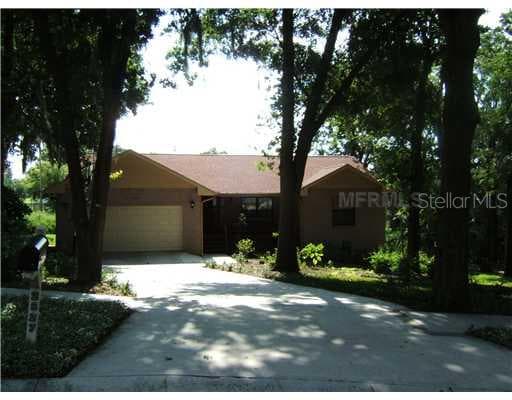 2827 FAIRWAY VIEW DRIVE VALRICO, FL 33596