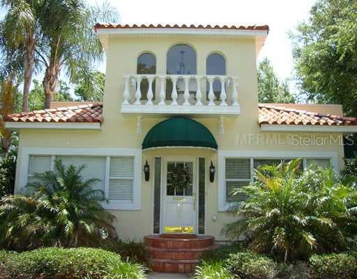 208 S WOODLYNNE AVENUE TAMPA, FL 33609