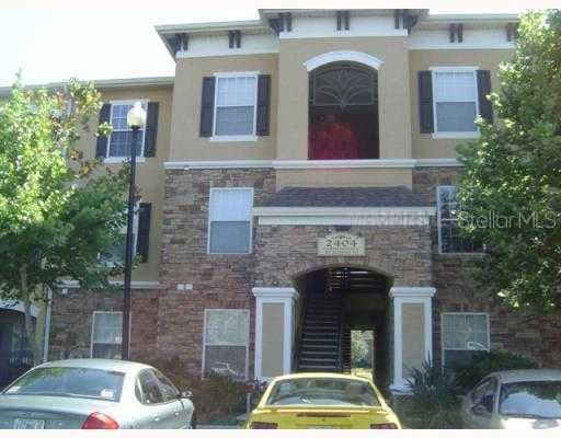 2404 COURTNEY MEADOWS COURT UNIT 204 TAMPA, FL 33619
