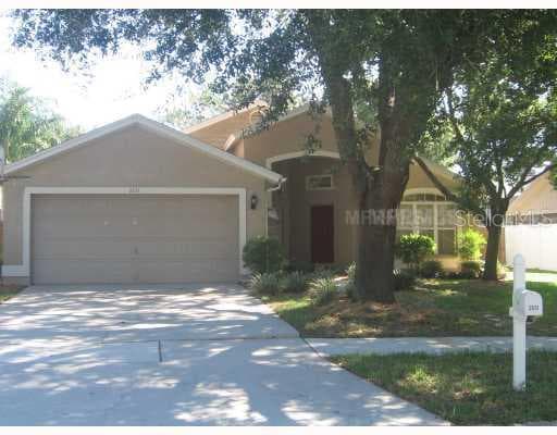 2631 GREEN VALLEY STREET VALRICO, FL 33596