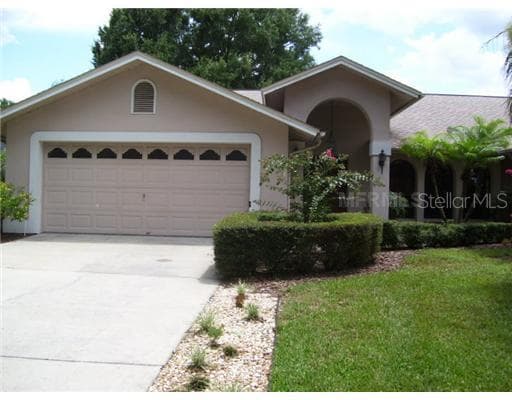 3904 CEDAR CAY CIRCLE VALRICO, FL 33596