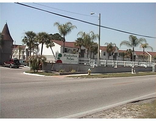 7210 N MANHATTAN AVENUE UNIT 521 TAMPA, FL 33614