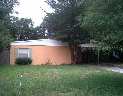 204 MISSION HILLS AVENUE TAMPA, FL 33617