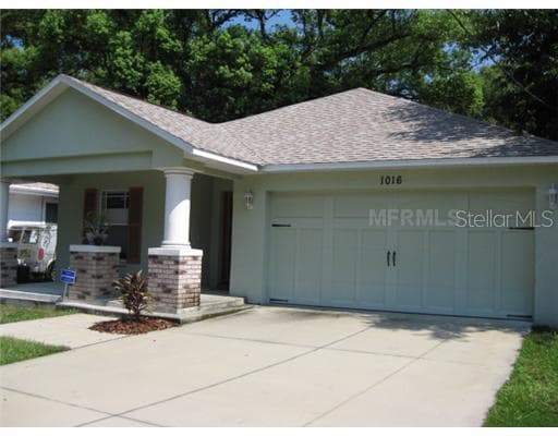 1016 E MOHAWK AVENUE TAMPA, FL 33604