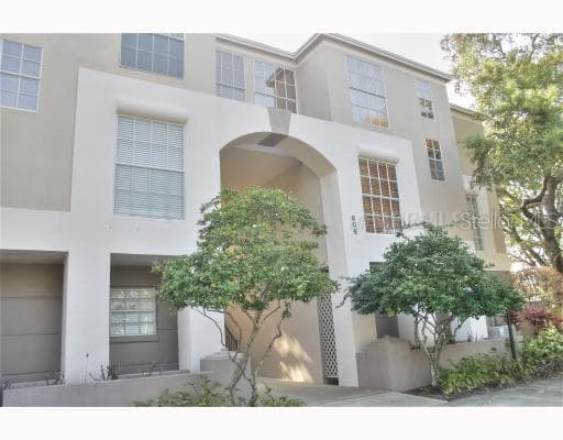 606 S GLEN AVENUE UNIT 5 TAMPA, FL 33609